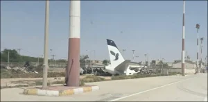 ایران جنگ: تہران نے 100 طیارے تباہ ہونے کی تصدیق کر دی